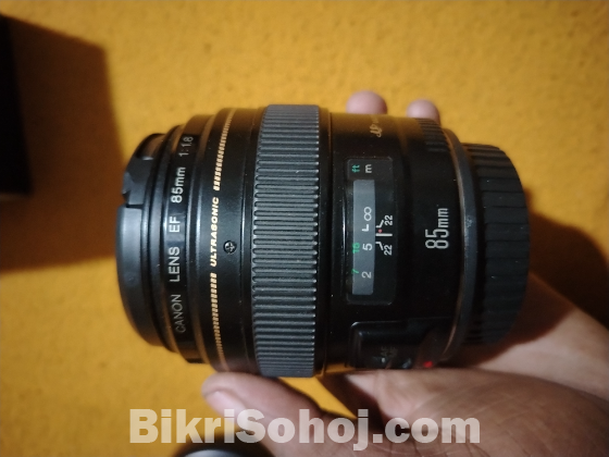 Canon EF 85mm f/1.8 USM EF Mount DSLR Camera Lens